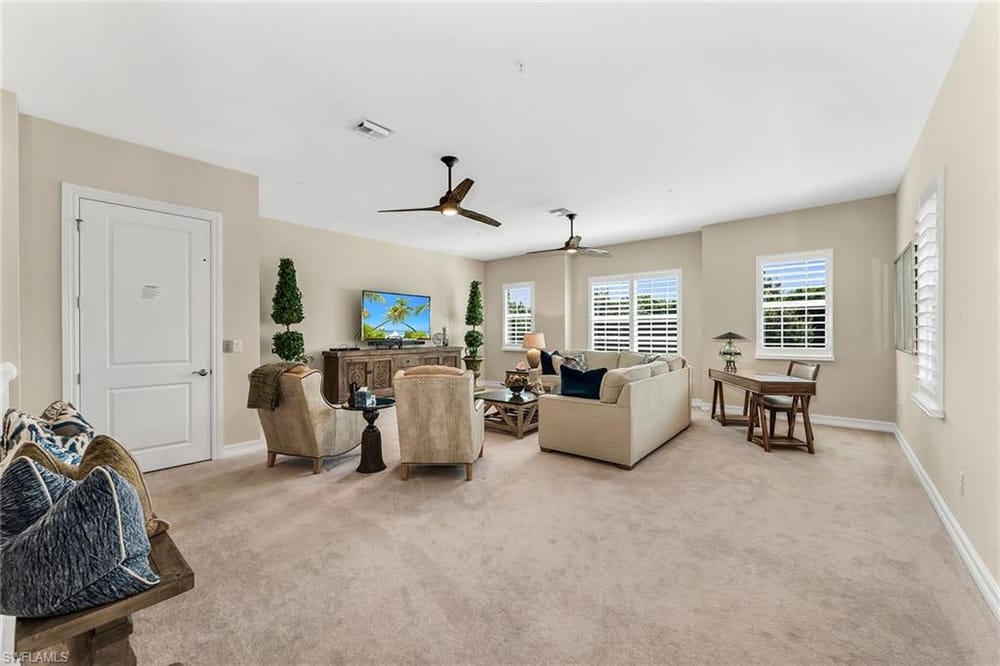 7825 Hawthorne Dr. 2104 – #226026308 - Lely Resort