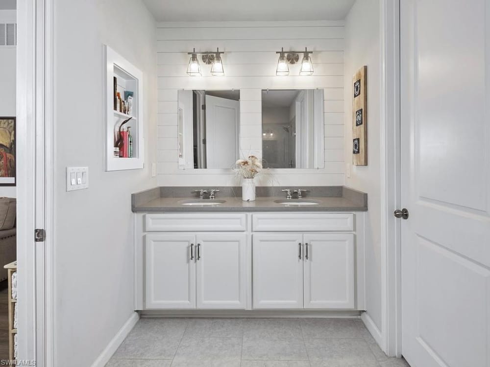 4601 Arboretum Cir. 102 – #226026388 - Arboretum