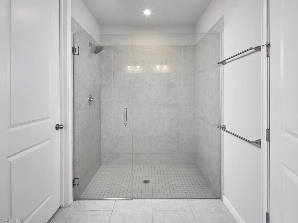 4601 Arboretum Cir. 102 – #226026388 - Arboretum