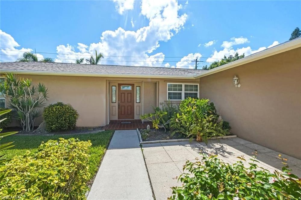 4443 Lakewood Blvd. – #226026585 - Lakewood