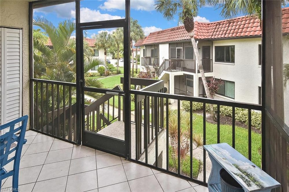 4309 27th Ct. SW 202 – #226026725 - Golden Gate