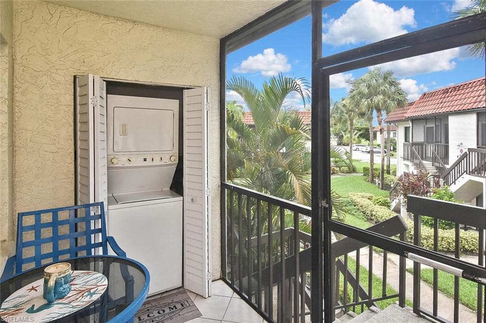 4309 27th Ct. SW 202 – #226026725 - Golden Gate