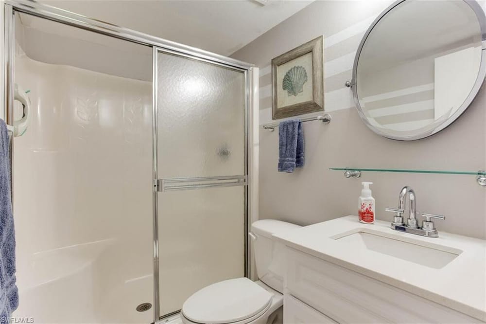 4309 27th Ct. SW 202 – #226026725 - Golden Gate