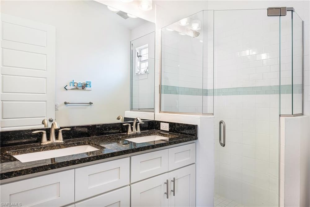 2974 Van Buren Ave. – #226026760 - Kelly Plaza