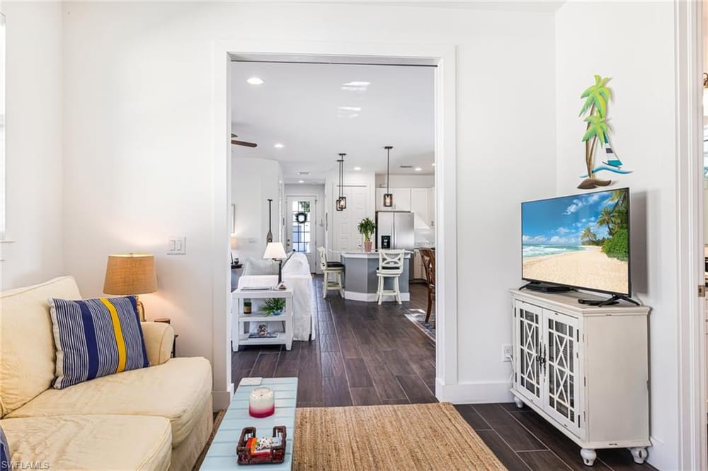 2974 Van Buren Ave. – #226026760 - Kelly Plaza