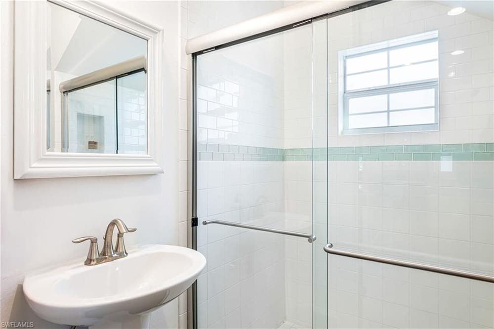 2974 Van Buren Ave. – #226026760 - Kelly Plaza