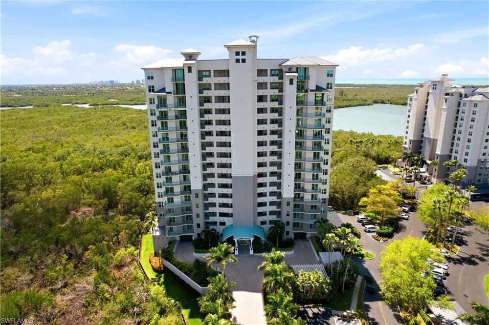 425 Cove Tower Dr. 1002 – #226026773 - Cove Towers