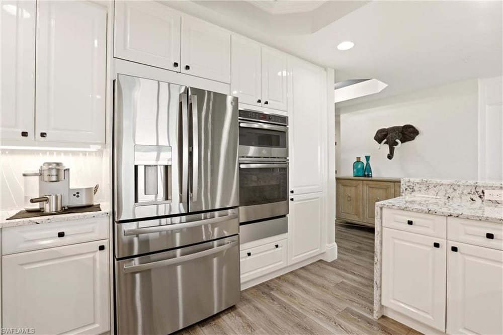 425 Cove Tower Dr. 1002 – #226026773 - Cove Towers