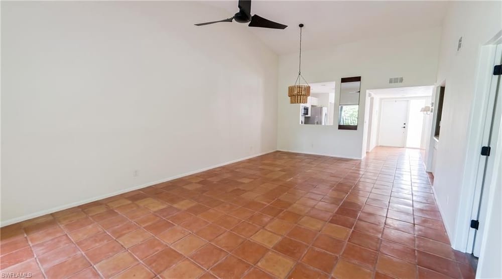 1826 Kings Lake Blvd. 203 – #226026943 - Kings Lake
