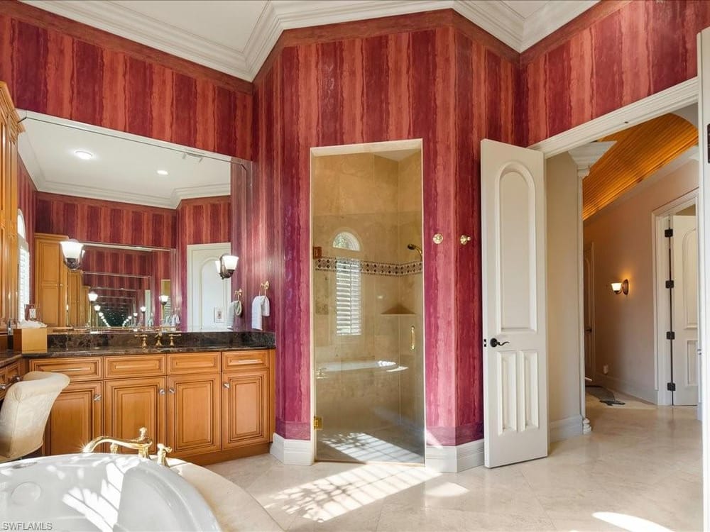 550 21st Ave. S – #226026963 - Aqualane Shores