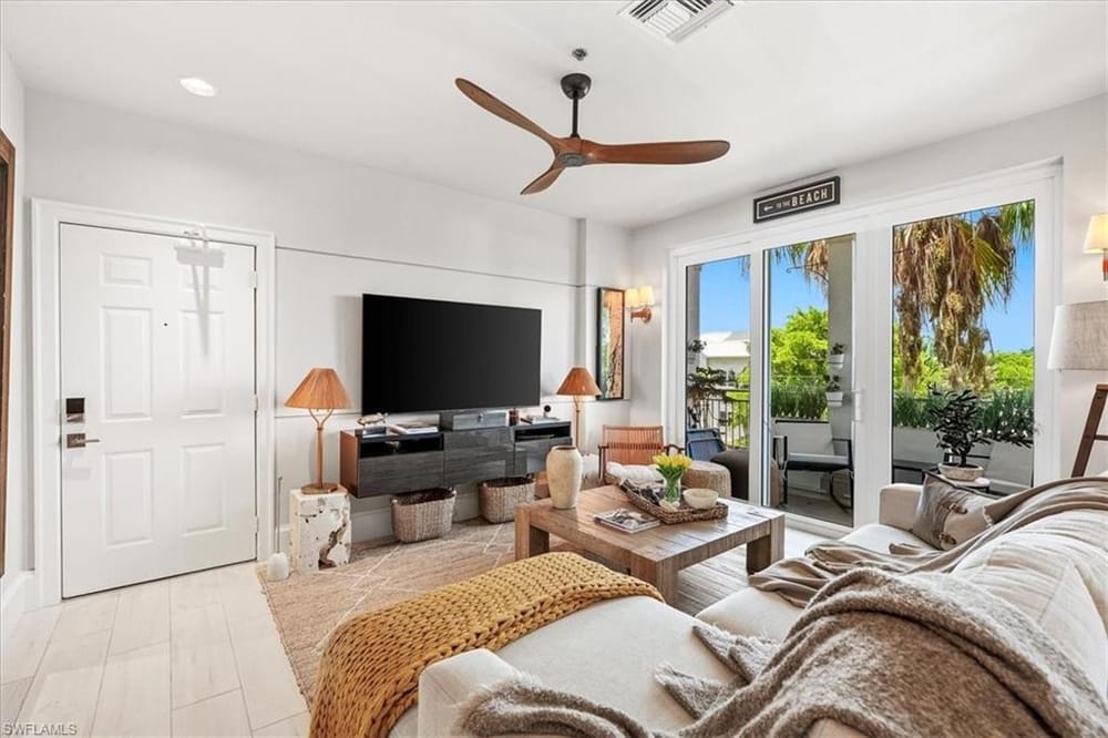 365 5th Ave. S 307 – #226027036 - Olde Naples