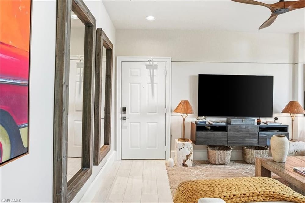 365 5th Ave. S 307 – #226027036 - Olde Naples