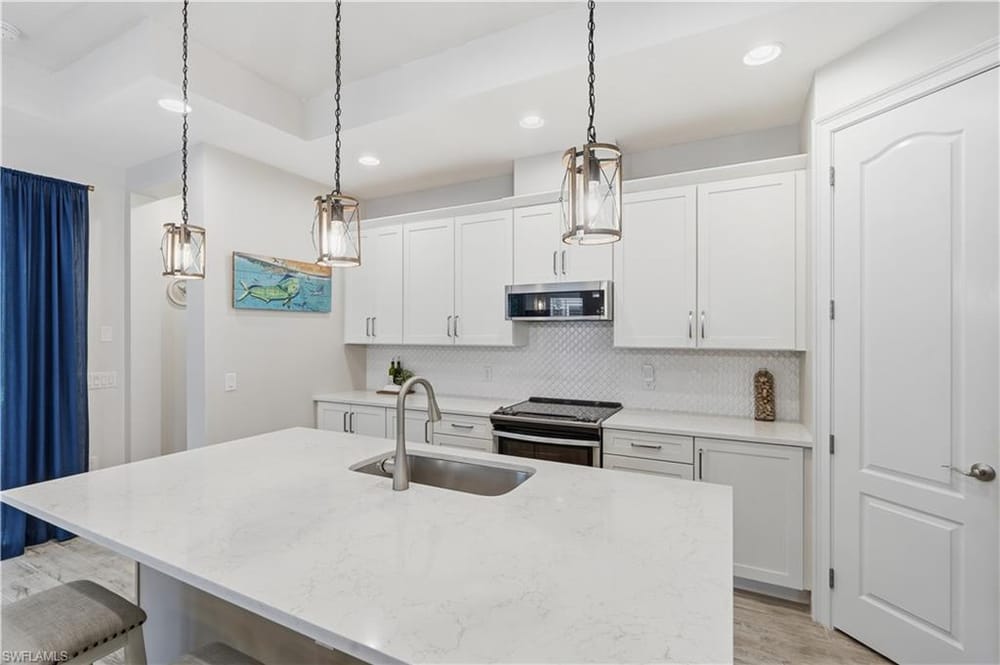 14796 Windward Ln. – #226027100 - Naples Reserve