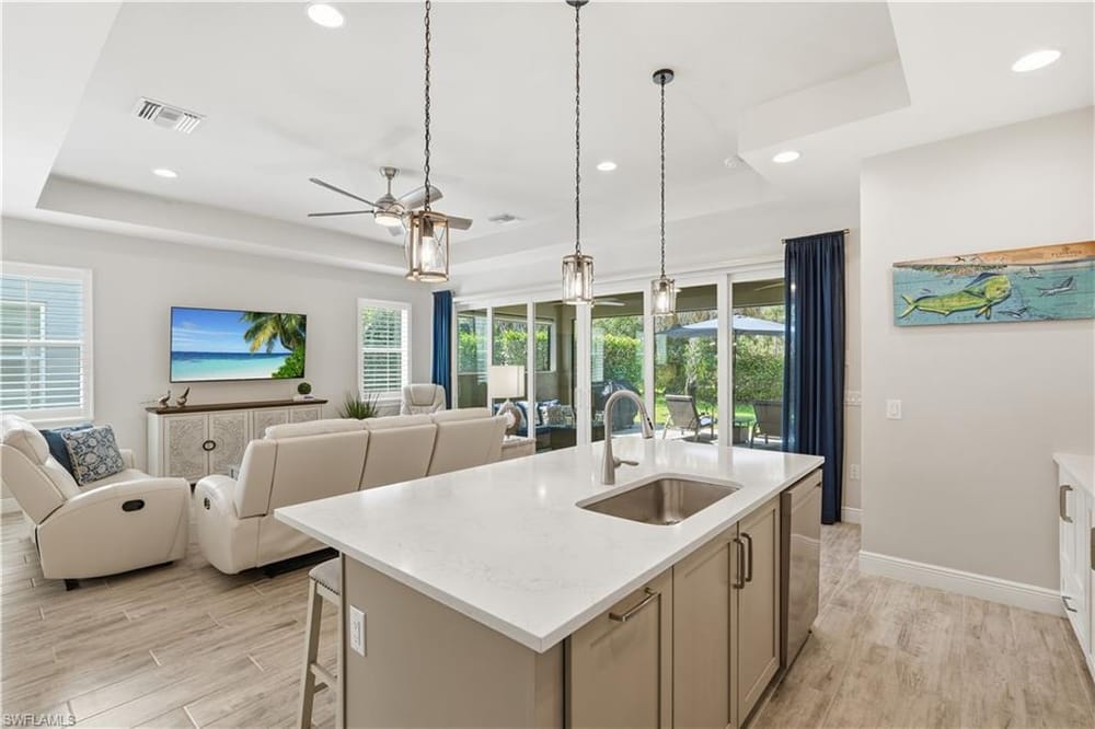 14796 Windward Ln. – #226027100 - Naples Reserve