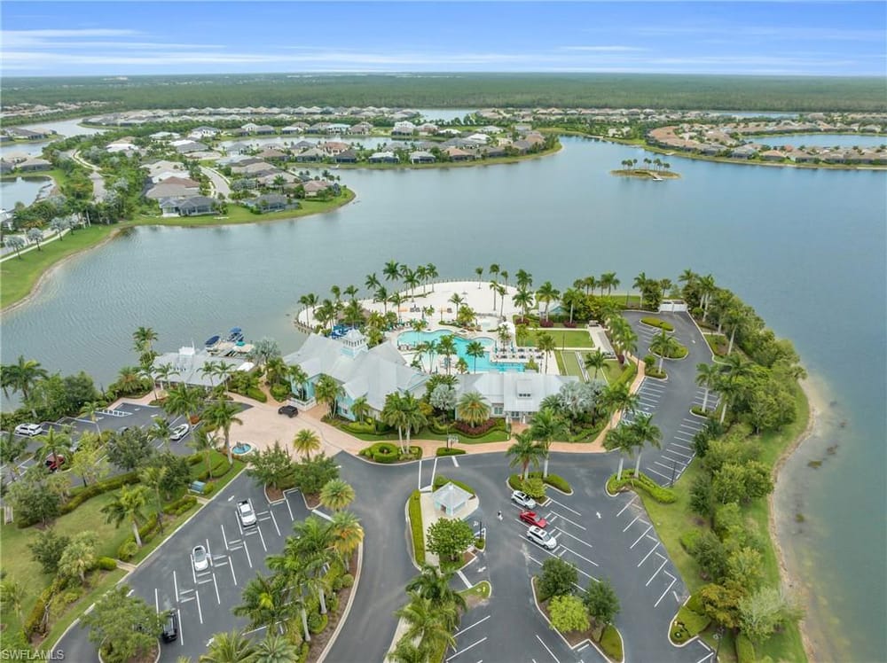 14796 Windward Ln. – #226027100 - Naples Reserve