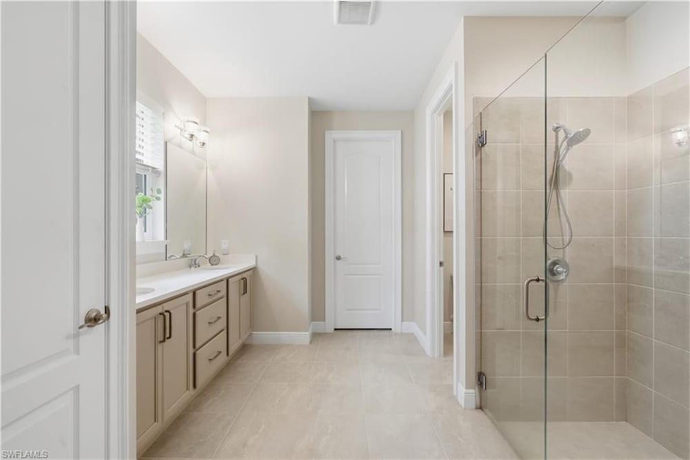 14796 Windward Ln. – #226027100 - Naples Reserve