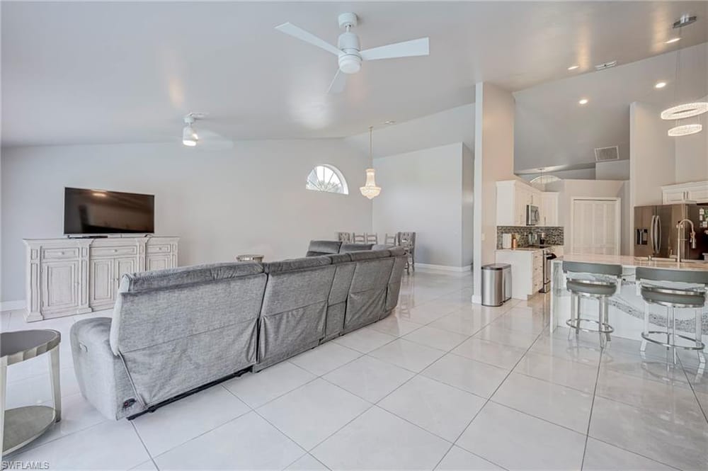 6630 Middlesex Pl. – #226027113 - Berkshire Lakes