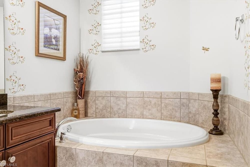 6622 Alden Woods Cir. 101 – #226027170 - Lely Resort