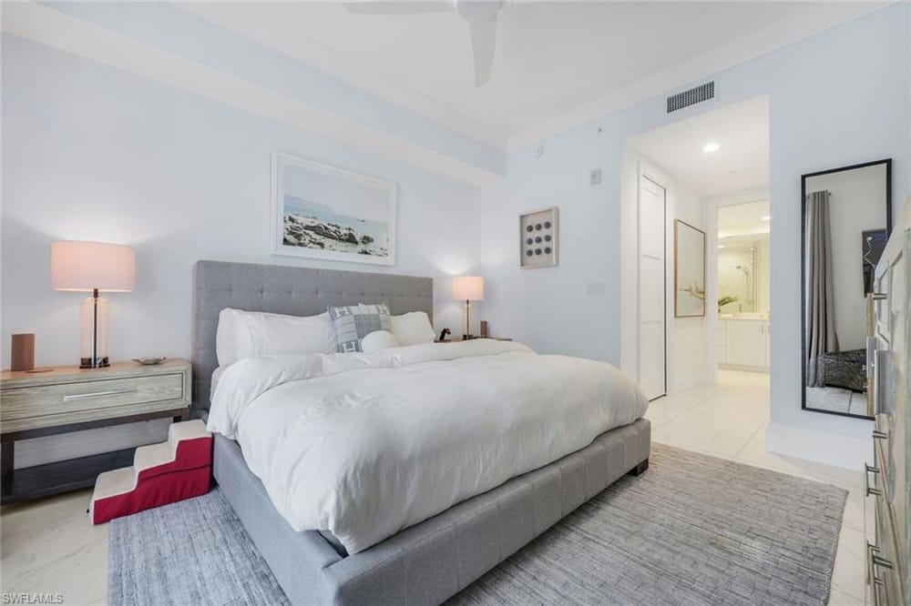 1135 3rd Ave. S 303 – #226027229 - Naples Square