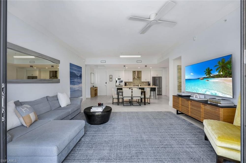 1135 3rd Ave. S 303 – #226027229 - Naples Square