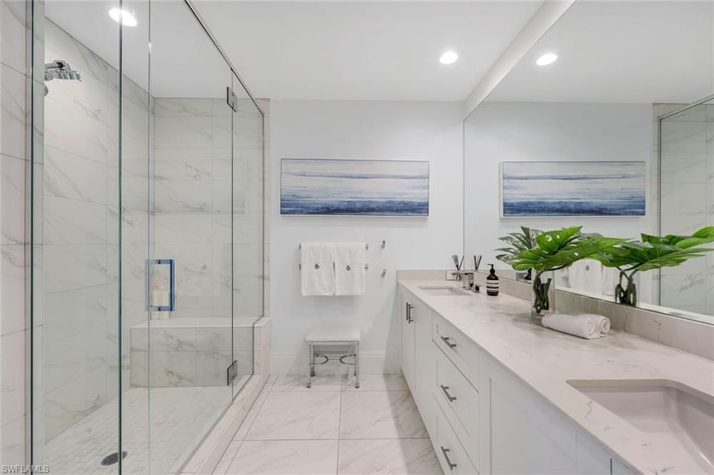 1135 3rd Ave. S 303 – #226027229 - Naples Square