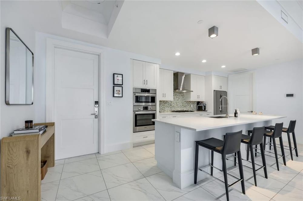1135 3rd Ave. S 303 – #226027229 - Naples Square