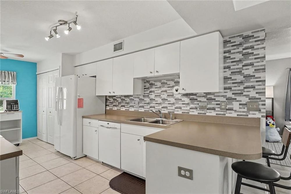 15405 Cedarwood Ln. 201 – #2026031384 - Bay Forest