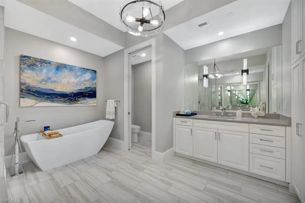 1130 3rd Ave. S 512 – #226027313 - Naples Square