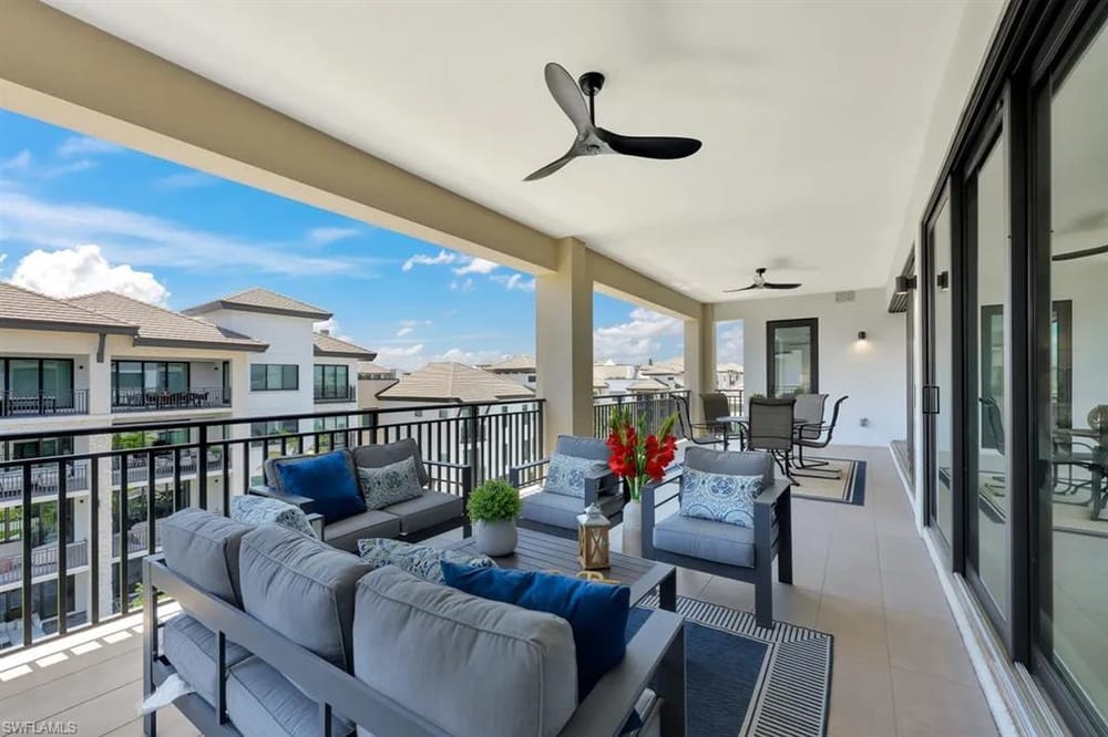 1130 3rd Ave. S 512 – #226027313 - Naples Square