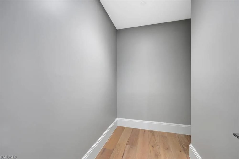 1130 3rd Ave. S 512 – #226027313 - Naples Square
