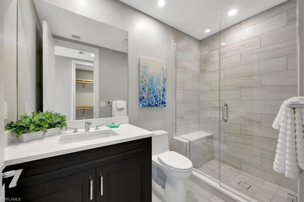 1130 3rd Ave. S 512 – #226027313 - Naples Square