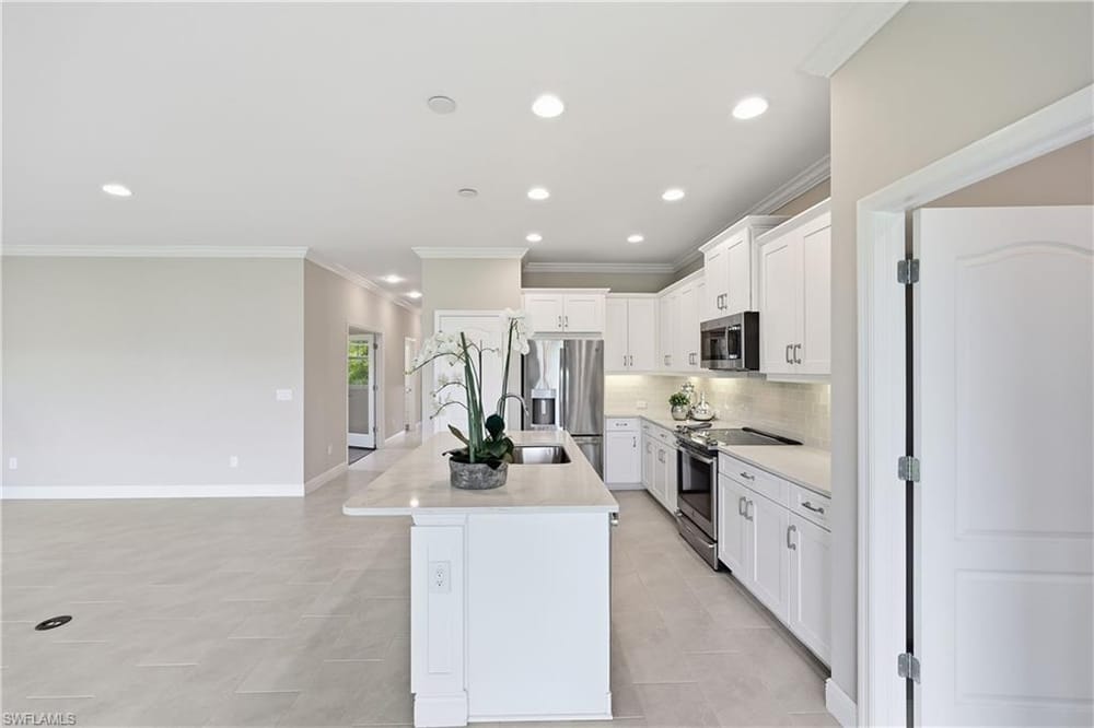 6966 Avalon Cir. 908 – #226027365 - Avalon