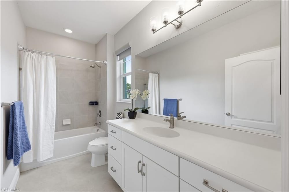 6966 Avalon Cir. 908 – #226027365 - Avalon