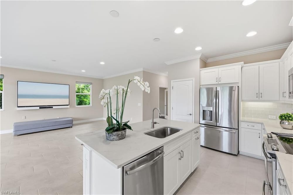 6966 Avalon Cir. 908 – #226027365 - Avalon