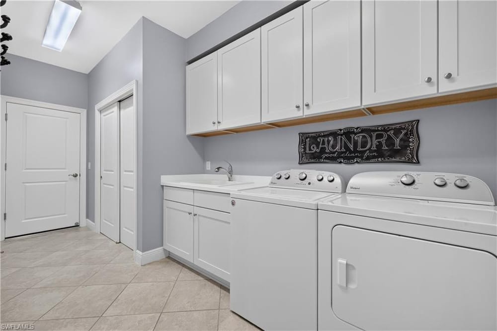 1482 Oceania Dr. S – #226027408 - Artesia