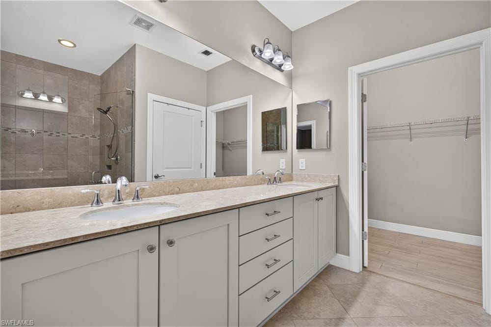 1482 Oceania Dr. S – #226027408 - Artesia