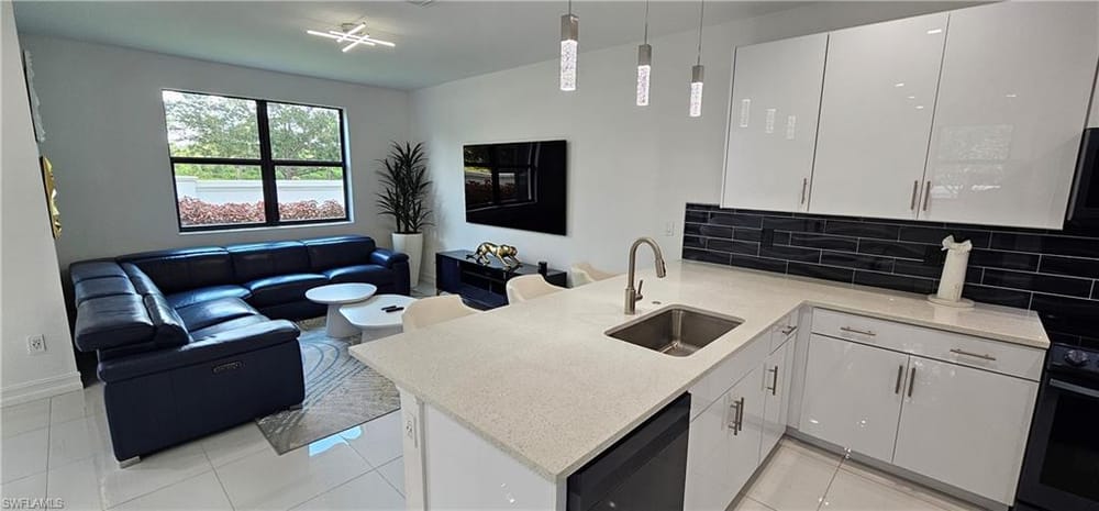 7510 Rockefeller Dr. – #2026028679 - Vanderbilt Reserve