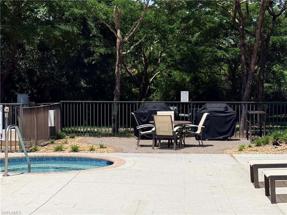 7801 Hawthorne Dr. 2701 – #226027601 - Lely Resort