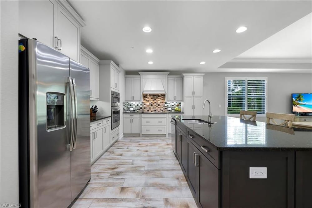 7801 Hawthorne Dr. 2701 – #226027601 - Lely Resort