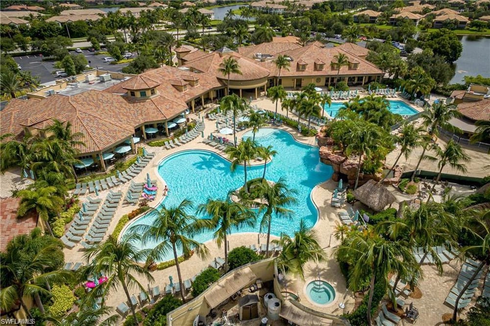 7801 Hawthorne Dr. 2701 – #226027601 - Lely Resort