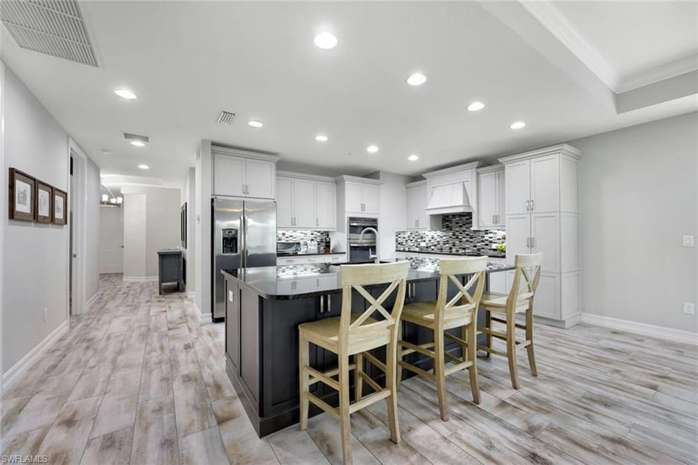 7801 Hawthorne Dr. 2701 – #226027601 - Lely Resort
