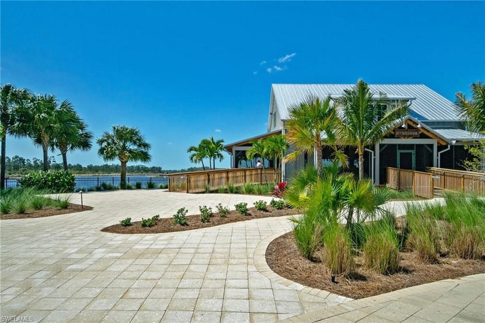 6386 Warwick Ave. – #226027674 - Isles Of Collier Preserve