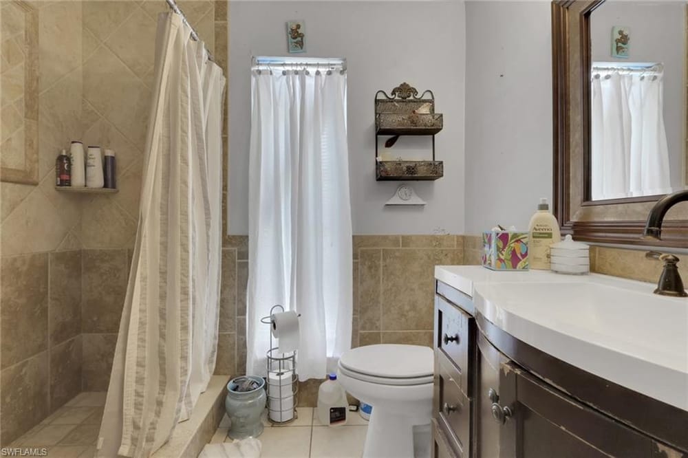 2001 48th St. SW – #226027758 - Golden Gate City