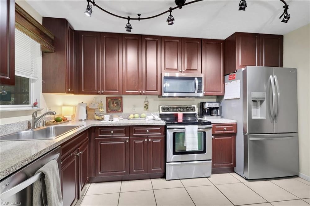 2001 48th St. SW – #226027758 - Golden Gate City