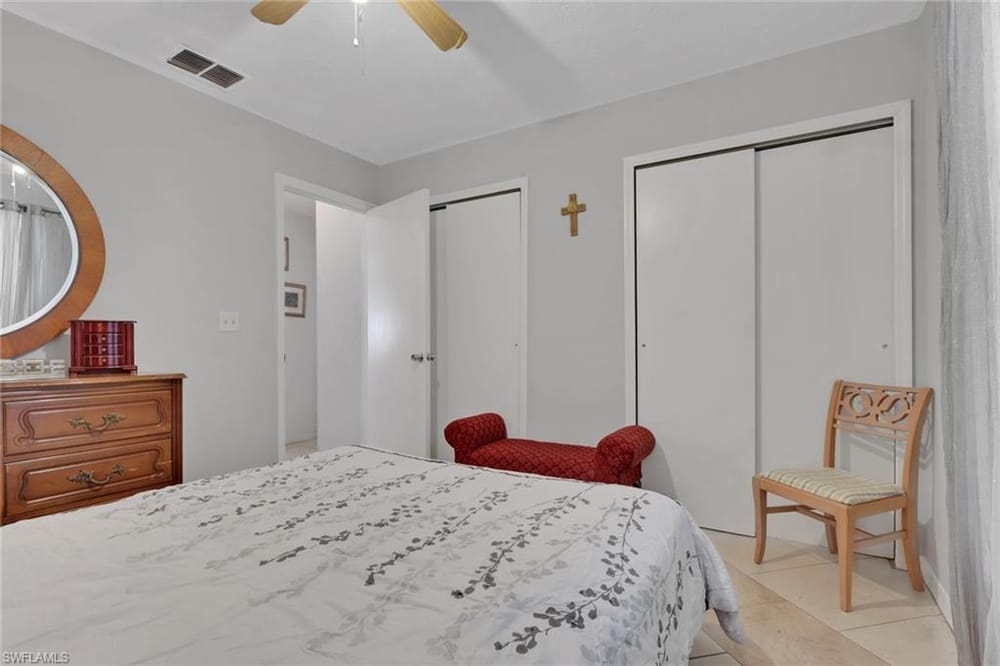 2001 48th St. SW – #226027758 - Golden Gate City