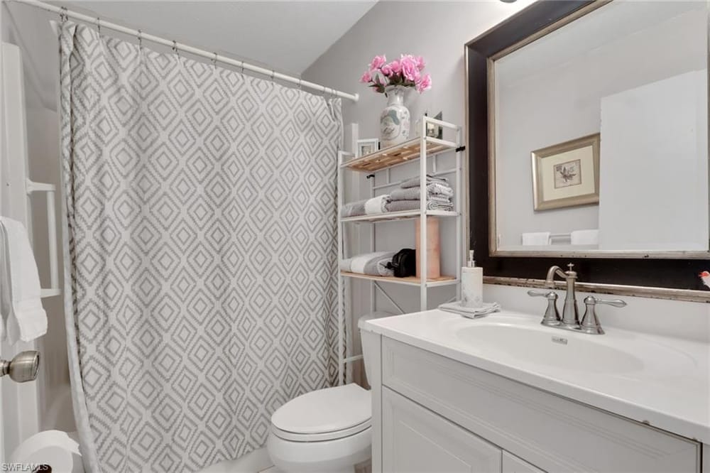 2001 48th St. SW – #226027758 - Golden Gate City