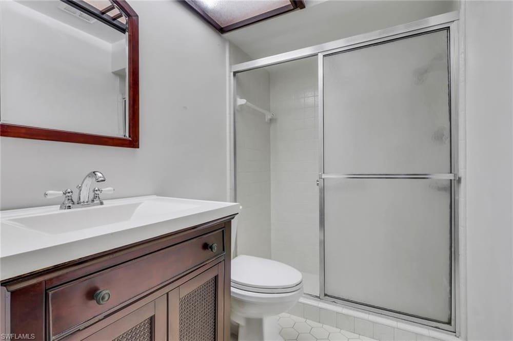 4133 Lakewood Blvd. E27 – #226027770 - Lakewood
