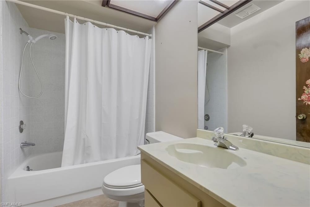4133 Lakewood Blvd. E27 – #226027770 - Lakewood