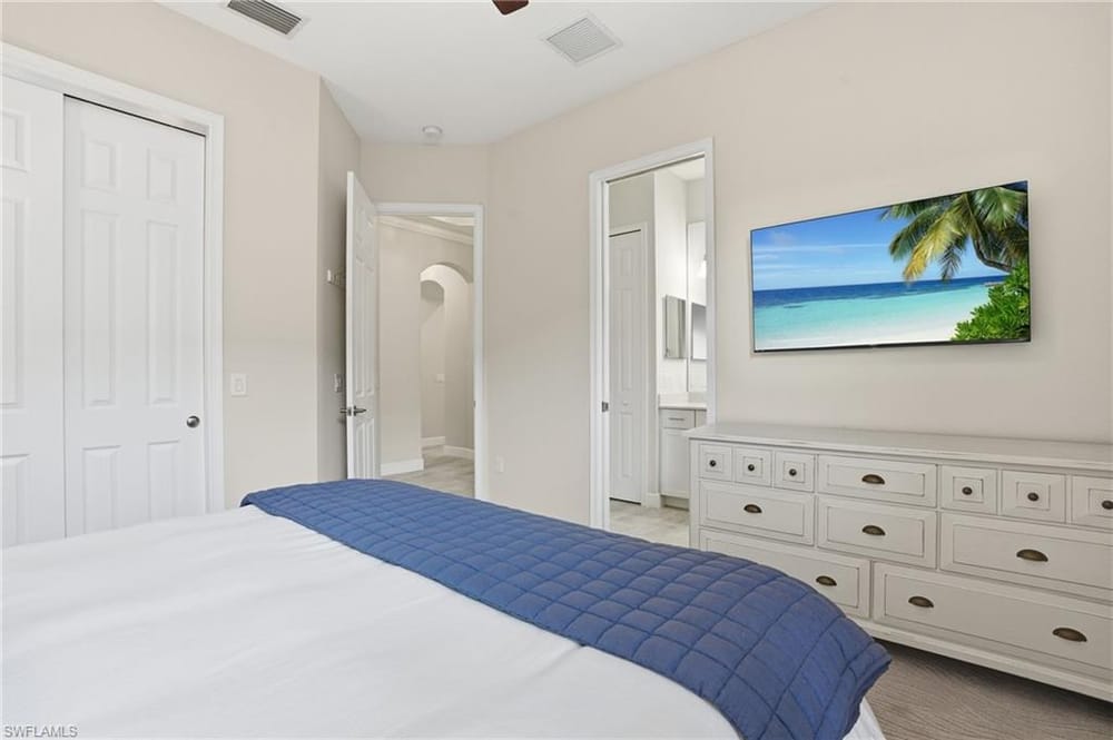 2327 Somerset Pl. – #226027849 - Lamorada