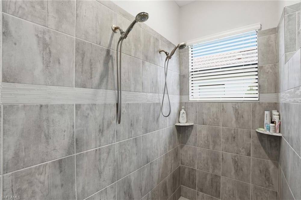 2327 Somerset Pl. – #226027849 - Lamorada